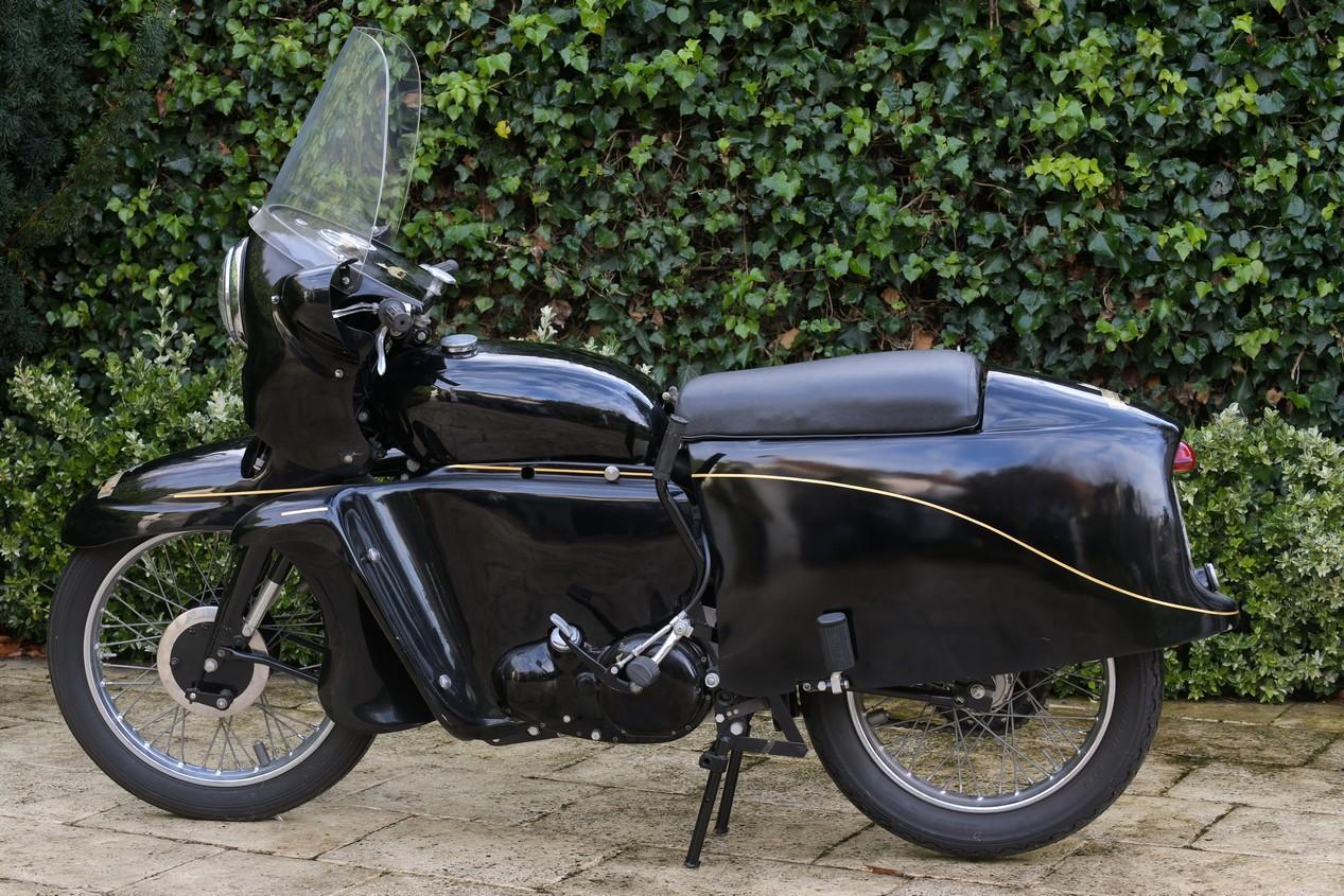 12 Vincent-1000-Black-Knight-1955.jpg