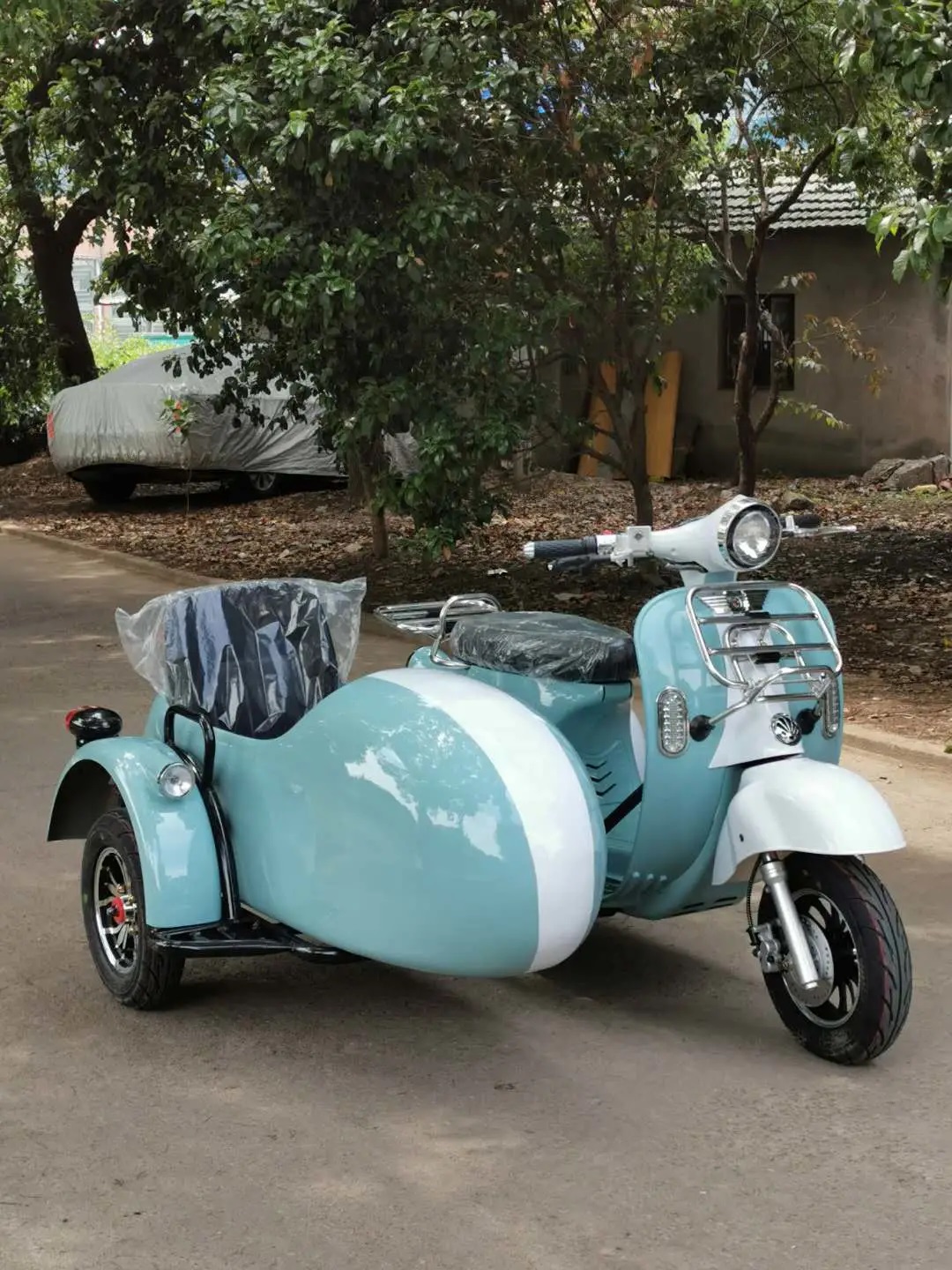 Adult-Cheap-Electric-Tricycle-Vespa-with-Sidecar.jpg