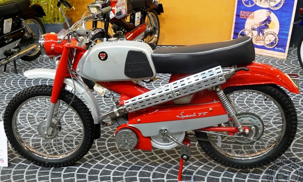 12 Motobecane-Mobylette-Speciale-TT-1966.jpg