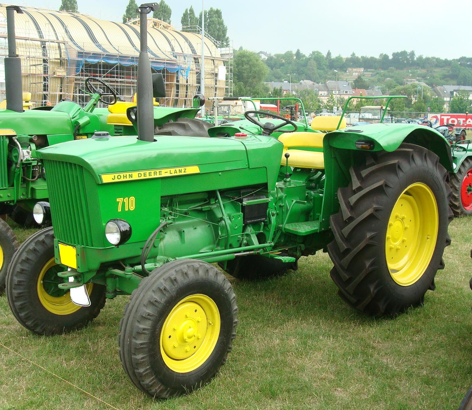 John_Deere-Lanz_710.jpg