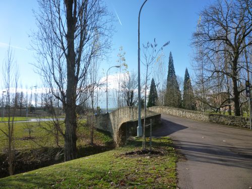 Pont près de l'Université de Pampelune