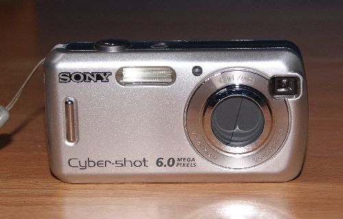 Sony Cyber-Shot 6 méga pixels (dsc-s600)
