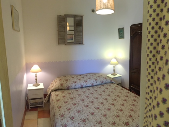 chambre esterel.JPG