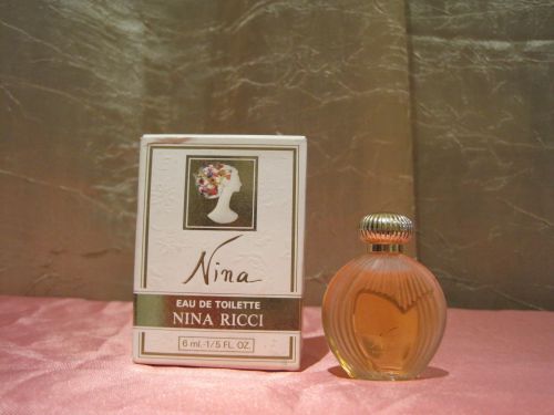Nina Ricci : Nina edt 6 ml 