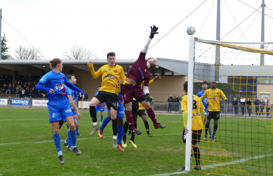 Corner direct de Thomas Jarry