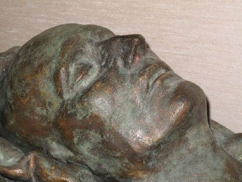 Masque mortuaire de l'Empereur, bronze, tirage d'après le moulage du Dr Antomarchi, 12kg, 3750€