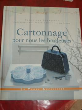 Cartonnages pour nous les brodeuses