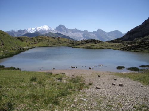 Le Lac de La Peyre Le Grand Bornand