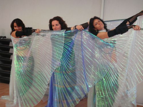 vanessa magali et hélène - répétitions avec les ailes d'Isis - juin 2010