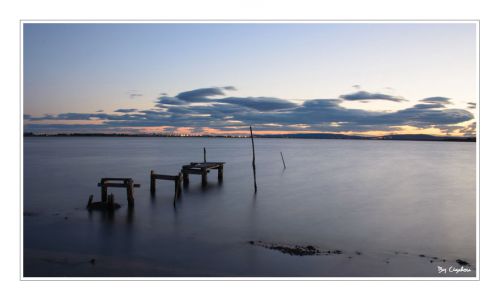 La nuit tombe sur les étangs