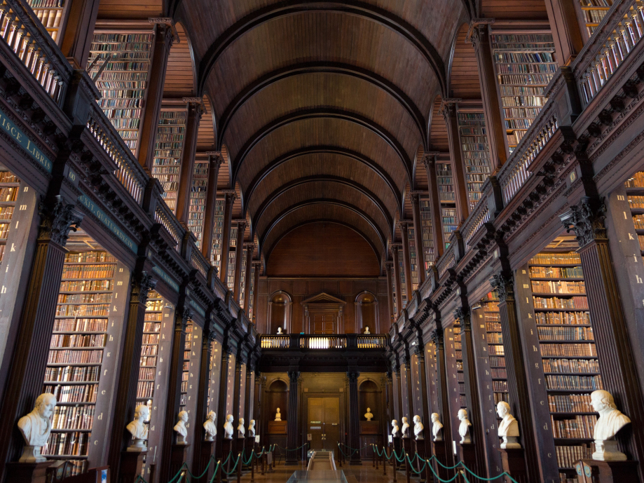 old-library-trinity-college-dublin-e1649151305217