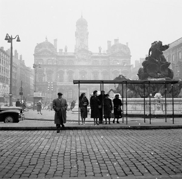 Arret de bus Place des terreuax vers 1950
