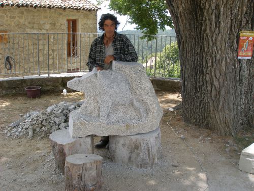 Symposium de Quenza ( Corse ) Granit hauteur 100 cm
