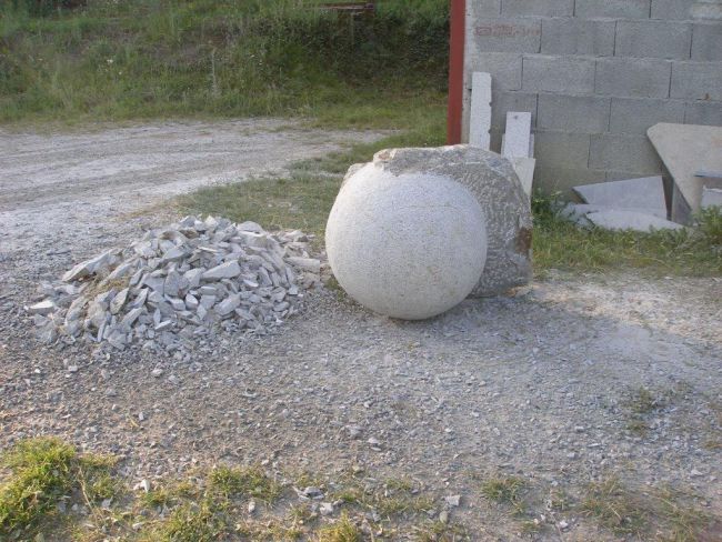 Boule Granit, diamètre 75 cm