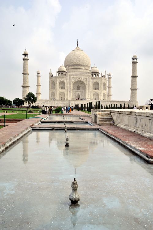 vue ultra classique du taj Mahal