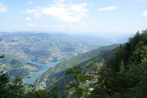 Biljeske stene 1225 m, vue sur les gorges de la Drina