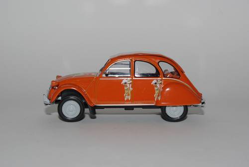 50 2cv4 des mariés 1.jpg