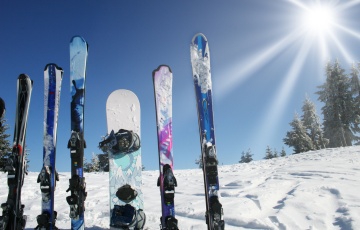 Skis.jpg