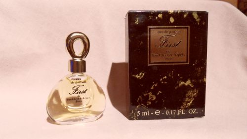 First - Eau de parfum