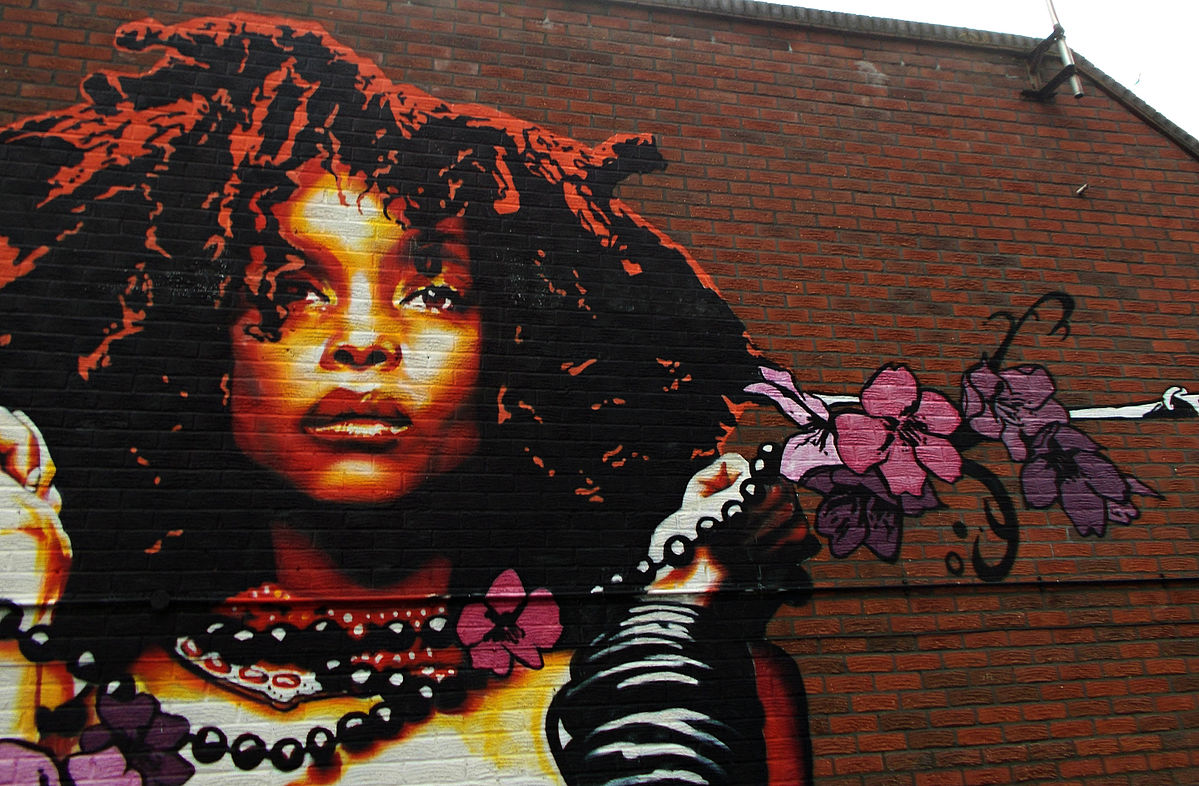 Erykah_Badu_wall_art_Wellesley_Rd_SUTTON_Surrey_Greater_London_(3).jpg