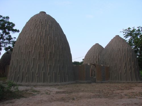 les case Mousgoum