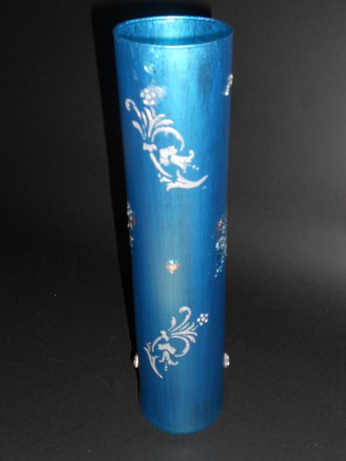 vase bleu peinture sur verre