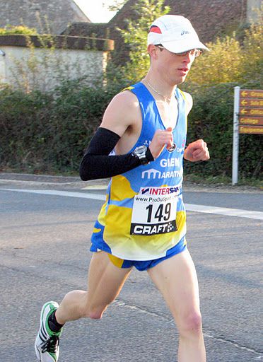 Mickael 7ème du 16.3km de lorris en 1h02'07 et 1er espoir  en 2011