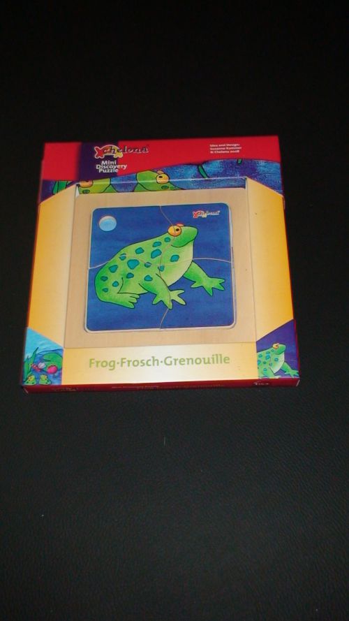 puzzle grenouille  NEUF