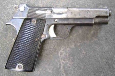 Les  Pistolet automatique de 7,65 mm modèle 35S