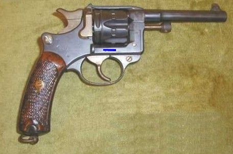 Le revolver de 8 mm modèle 1892