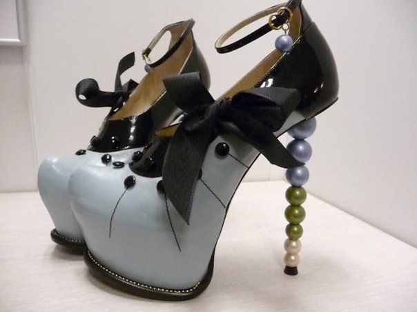 Shoes. Galliano.