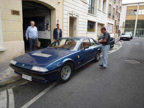 La superbe Ferrari 400 de Jean-Christian au départ pour une révision complète effectuée par Jean-Marc Naudin dans son atelier de Montfort L'Amaury (78)