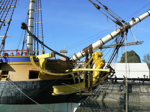 Proue de l'Hermione