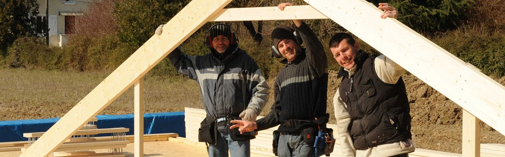 AUTOCONSTRUCTION D'UNE MAISON EN OSSATURE BOIS