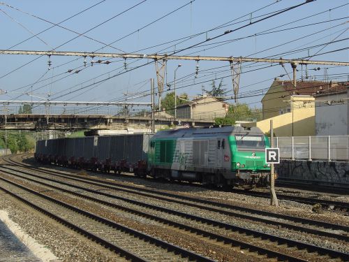 2011.08.25 train des gadoues entrant à Miramas