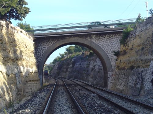 voie tranchée côte Marseille