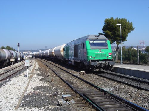 2012/02  75000 entrant en gare de Martigues