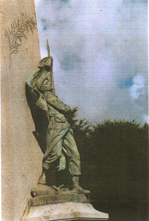 Le Monument aux Morts de 1870 St-Brieuc.jpg
