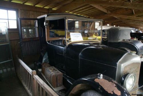 Taxi Parisien De Dion Bouton 1920 Moteur 10Cv et 4 cylindres