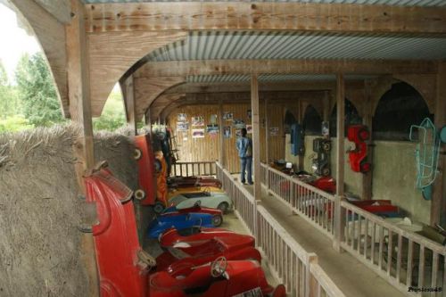 Vieille voiture pour enfant de 1900