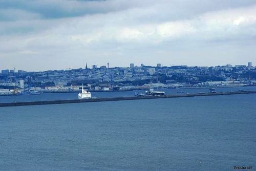 Ville de Brest vue de Roscanvel