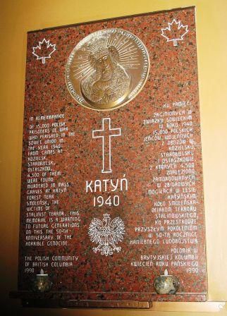 Plaque de l'église de Vancouver sur Katyn-Ph.T.Zawadski