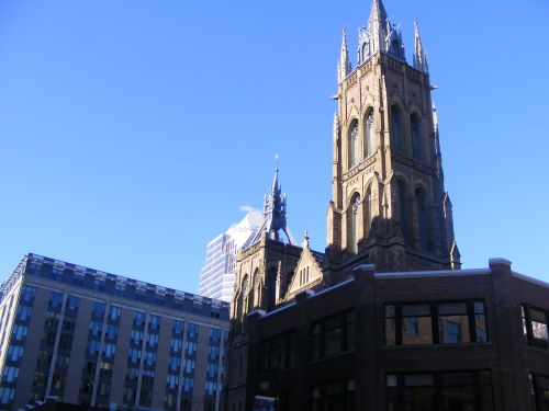 Une église rue St Catherine au centre ville