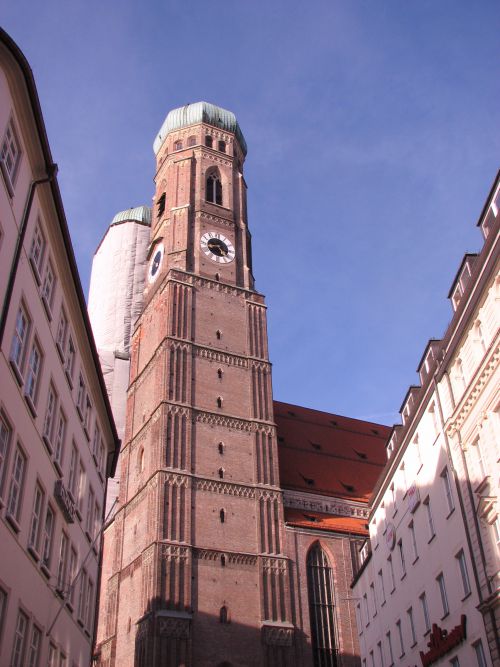 Frauenkirche (église des femmes)