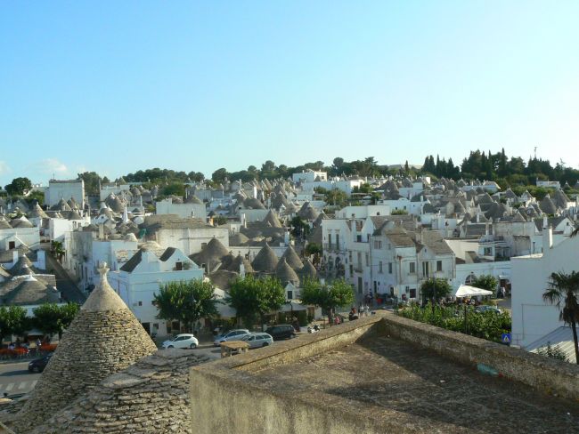 Départ Italie 2016 du sud au nord 18 jours Alberobello1