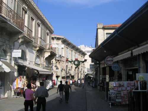Rue piétonne centre ville de Limassol