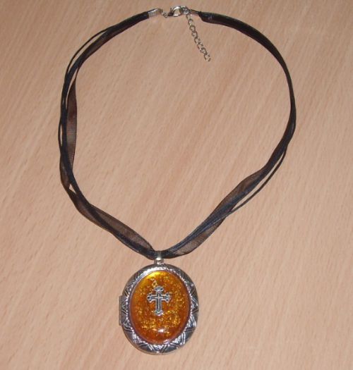 Cassolette métal,  pierre imitation ambre en résine