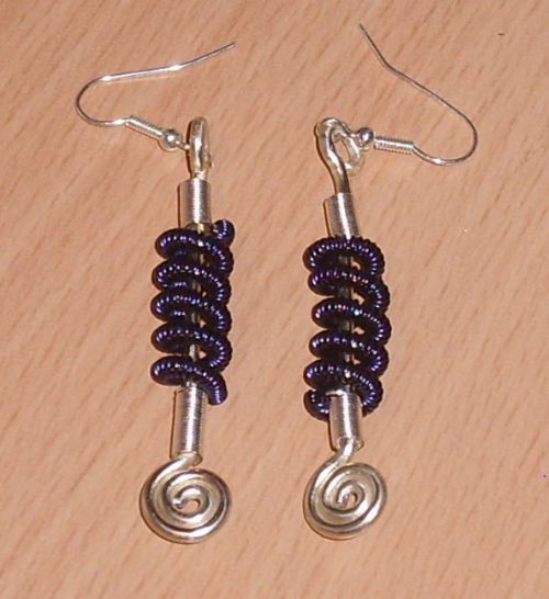 Boucles d'oreille en fil d'aluminium,fil de cuivre torsadé violet