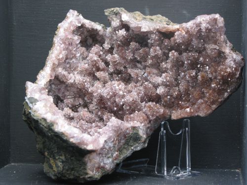 Geode de quartz amethysé