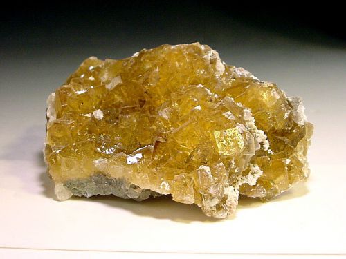 fluorite jaune